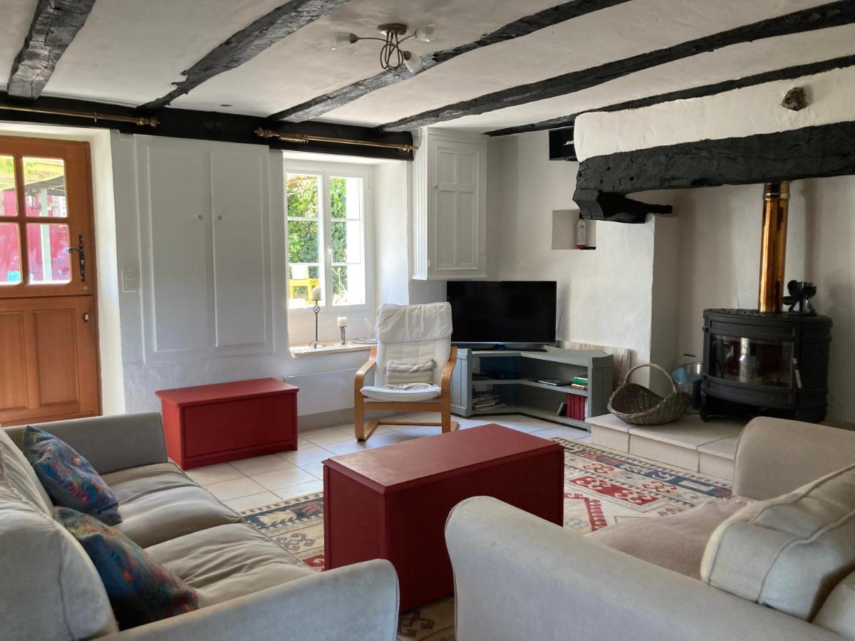 La Maison Charmante D'Elisabeth Saint-Ybard ภายนอก รูปภาพ
