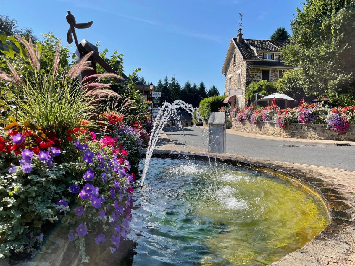 La Maison Charmante D'Elisabeth Saint-Ybard ภายนอก รูปภาพ